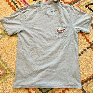 Vineyard Vines tshirt